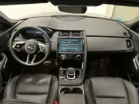 Usado Jaguar E-Pace R-Dynamic 163 CV (119 kW) 2023 Gris SUV