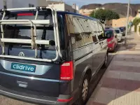 Usado VW Caravelle Trendline 102 CV (75 kW) 2017 Azul Van