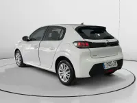 Usado Peugeot 208 Active 100 CV (73 kW) 2022 Blanco Utilitario