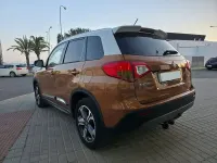 Usado Suzuki Vitara GLX 120 CV (88 kW) 2015 Naranja SUV
