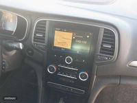 Usado Renault Mégane GrandTour Zen 131 CV (96 kW) 2017 Blanco Familiar