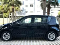 Usado Renault Scénic III Dynamique 110 CV (80 kW) 2013 Negro Monovolumen