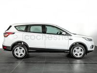 Usado Ford Kuga Trend 120 CV (88 kW) 2019 Blanco SUV