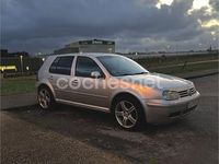 Usado VW Golf IV Highline 105 CV (77 kW) 2002 Gris / plata Berlina
