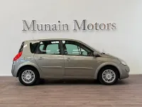 Usado Renault Scénic Dynamique 130 CV (95 kW) 2007 Gris / plata Monovolumen