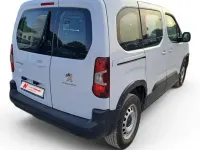 Usado Peugeot Rifter Business-Line 100 CV (73 kW) 2023 Blanco Monovolumen
