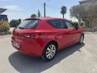 Usado Seat Leon Style 110 CV (80 kW) 2017 Rojo Berlina