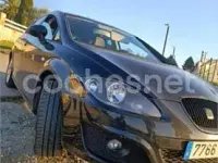Usado Seat Leon Ecomotive 105 CV (77 kW) 2009 Negro Utilitario