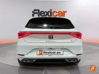 Usado Seat Leon FR 150 CV (110 kW) 2025 Blanco Familiar