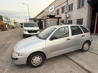 Usado Seat Ibiza Stella 68 CV (50 kW) 2001 Gris / plata Utilitario