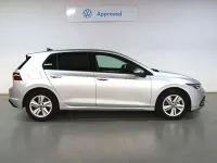 Usado VW Golf VII Life 150 CV (110 kW) 2021 Plateado Utilitario