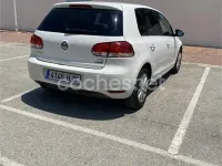 Usado VW Golf VII Advance 105 CV (77 kW) 2012 Blanco Berlina