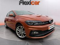 Usado VW Polo R-line 95 CV (69 kW) 2021 Naranja Utilitario