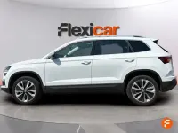 Usado Skoda Karoq Ambition 150 CV (110 kW) 2022 Blanco SUV