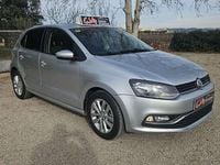 Usado VW Polo Advance 75 CV (55 kW) 2016 Gris Utilitario