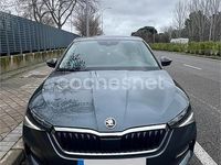 Usado Skoda Scala Active 90 CV (66 kW) 2020 Gris / plata Utilitario