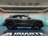 Usado Porsche Macan 265 CV (194 kW) 2021 Gris / plata SUV
