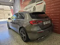 Usado Mercedes A180 116 CV (85 kW) 2019 Gris / plata Berlina