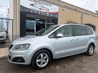 Usado Seat Alhambra Ecomotive 140 CV (102 kW) 2015 Gris / plata Monovolumen