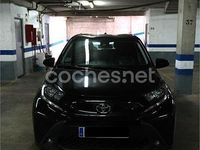 Usado Toyota Aygo X Play 72 CV (52 kW) 2022 Negro SUV