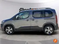Usado Peugeot Rifter GT 100 CV (73 kW) 2023 Gris Monovolumen