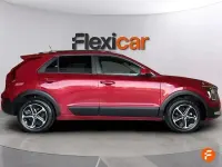 Usado Kia Niro 129 CV (94 kW) 2025 Rojo SUV