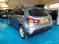 Usado Mitsubishi ASX Inform 117 CV (86 kW) 2012 Gris / plata SUV