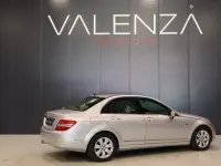 Usado Mercedes C180 Elegance 156 CV (114 kW) 2009 Gris Berlina