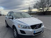 Usado Volvo XC60 Momentum 136 CV (100 kW) 2011 Gris / plata SUV