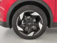 Usado Renault Captur Techno 100 CV (73 kW) 2025 Rojo SUV