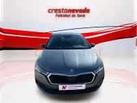 Usado Skoda Octavia Ambition 150 CV (110 kW) 2022 Gris / plata Berlina