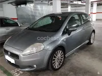 Usado Fiat Grande Punto Sport 95 CV (69 kW) 2008 Gris / plata Utilitario