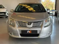 Usado Toyota Avensis Active 132 CV (97 kW) 2011 Gris / plata Berlina