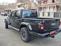 Usado Jeep Gladiator Overland 264 CV (194 kW) 2022 Negro Pickup/Camioneta