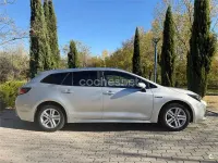 Usado Toyota Corolla Active 122 CV (89 kW) 2022 Gris / plata Familiar