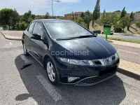 Usado Honda Civic Trend 100 CV (73 kW) 2010 Negro Berlina