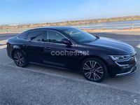 Usado Renault Talisman Initiale Paris 160 CV (117 kW) 2016 Violeta / lila Berlina