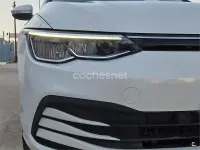 Usado VW Golf VIII Life 115 CV (84 kW) 2023 Beige Familiar