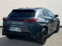 Usado Lexus UX 184 CV (135 kW) 2022 Gris / plata SUV