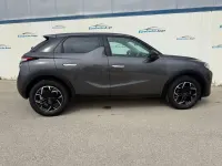 Usado DS Automobiles DS3 Crossback So Chic 111 CV (81 kW) 2021 Gris SUV