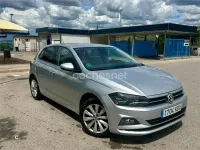 Usado VW Polo Sportline 95 CV (69 kW) 2017 Gris / plata Berlina