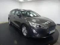 Usado Ford Focus Trend 125 CV (91 kW) 2019 Gris Familiar