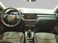 Usado Skoda Fabia Selection 95 CV (69 kW) 2024 Blanco