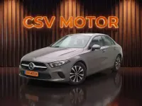 Usado Mercedes A180 116 CV (85 kW) 2022 Gris Berlina