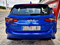 Usado Kia Ceed 101 CV (74 kW) 2022 Azul Utilitario