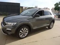 Usado VW T-Roc Advance 110 CV (80 kW) 2022 Gris SUV