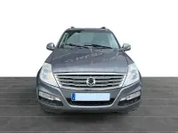 Usado SsangYong Rexton Limited 155 CV (114 kW) 2014 Gris / plata SUV
