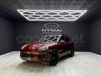Käytetty Porsche Cayenne 400 HP (294 kW) 2011 Punainen Katumaasturi