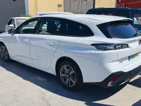 Usado Peugeot 308 130 CV (95 kW) 2022 Blanco Familiar