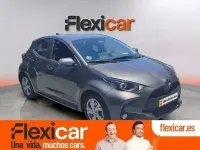 Usado Toyota Yaris Business Edition 116 CV (85 kW) 2025 Gris Utilitario